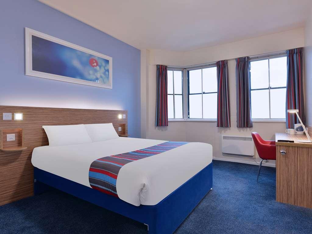 Travelodge Leeds Central Vicar Lane Room photo